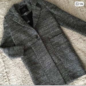 Zac Posen Boyfriend herringbone coat. Size 14.